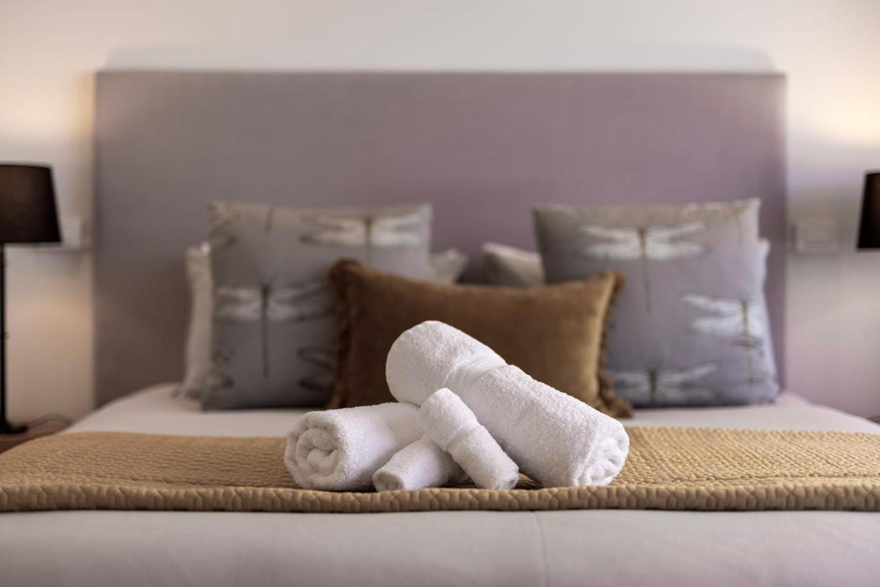 Luxury Ocean & Harbour Views - Heated Pool, Main Beach & Gym ماوْنت مونغانيو المظهر الخارجي الصورة